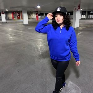 Meet your Posher, Danika